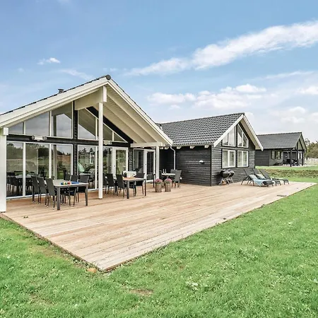 Beautiful In With Sauna